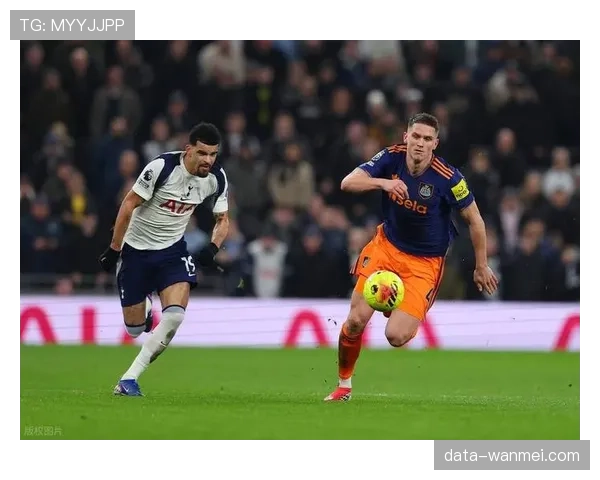 切尔西射门420次射正144次,持续形成门前威胁但效率低下 切尔西射门420次射正144次,持续形成门前威胁但效率低下